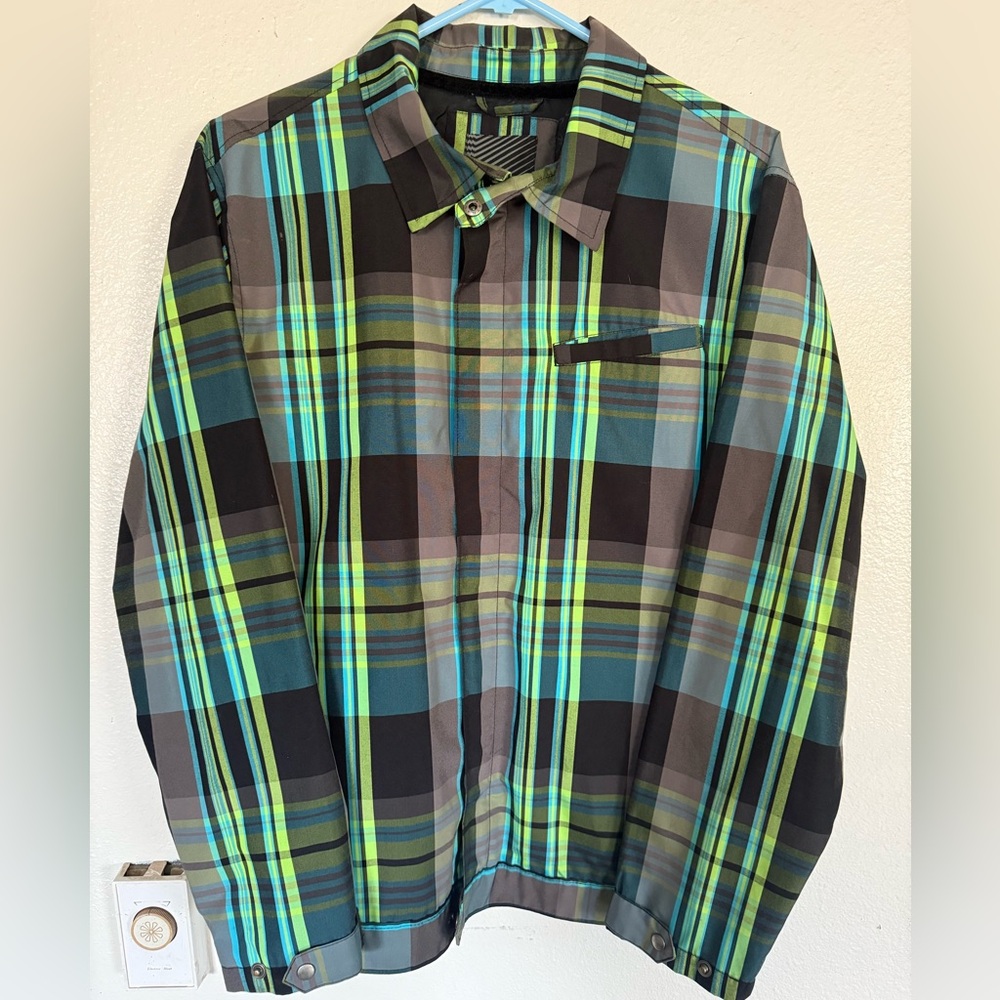 Oakley Men's Plaid Ski Jacket in Black, Teal, and Lime